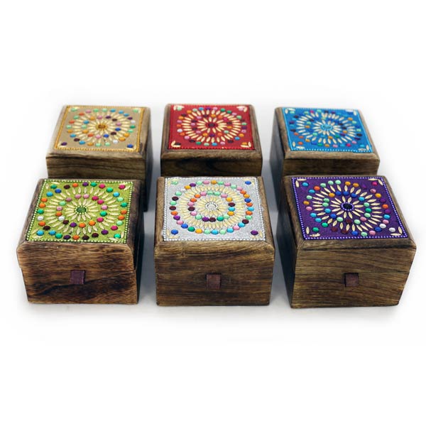 Holzbox m. Glitzer 6f. sort.