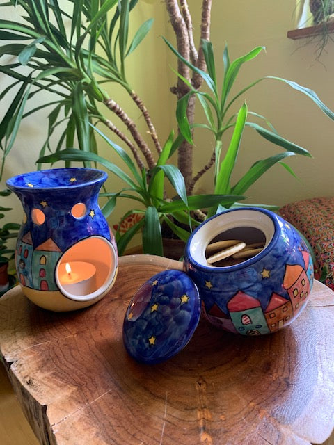 Lampada profumata in ceramica