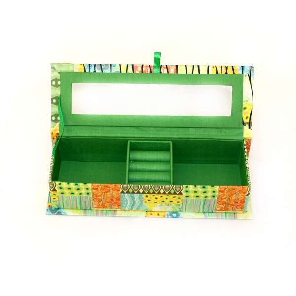 Schmuckbox Chamäleon - Kleine Schmuckaufbewahrung im bunten Design