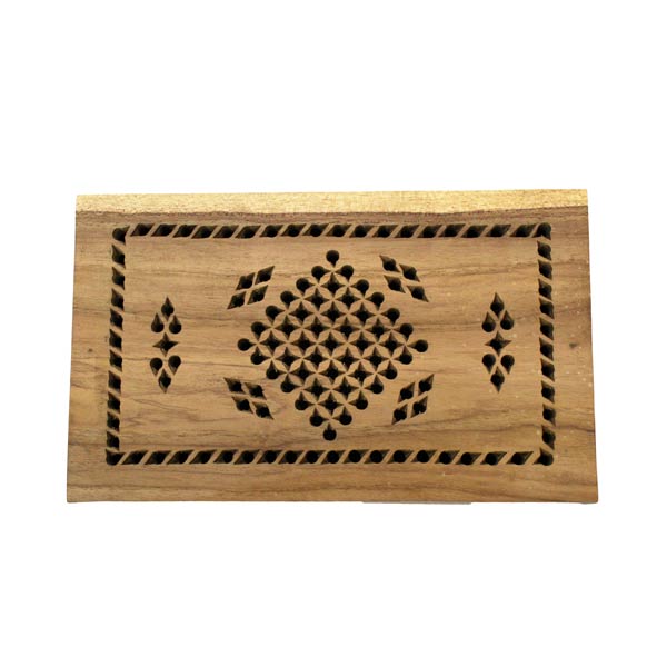 Scatola in legno con coperchio