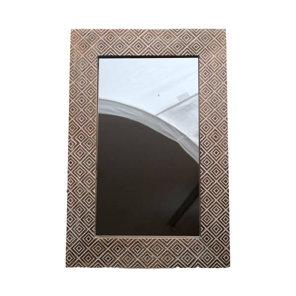 Spiegel mit Holzrahmen