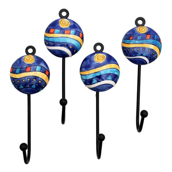 Crochets métalliques