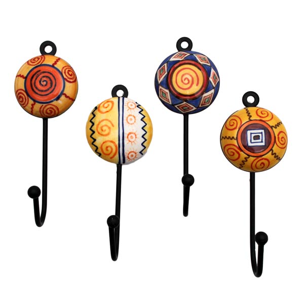 Wall hook with ceramic