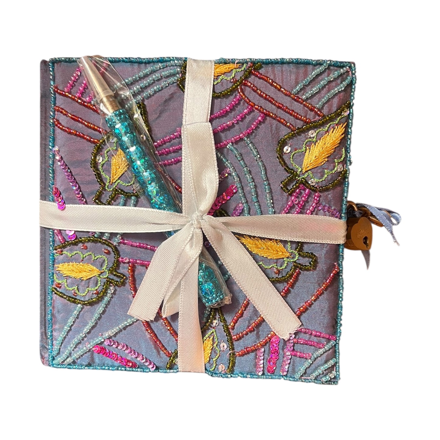 Album de poésie avec stylo bleu