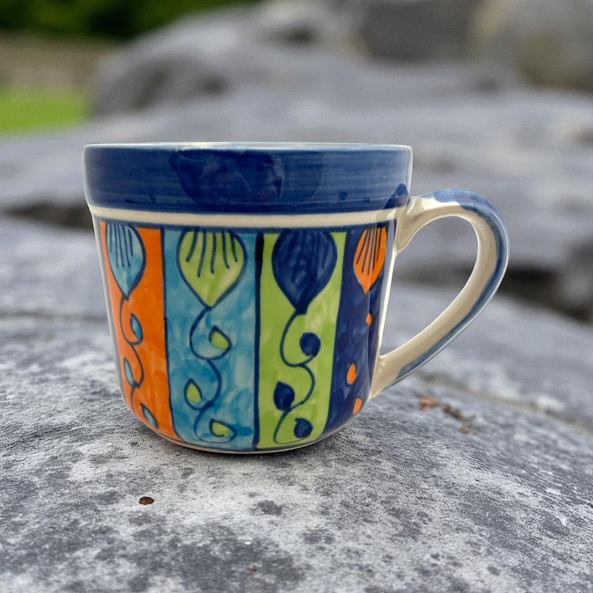 Keramik-Tasse handbemalt farbenfroh spülmaschinenfest