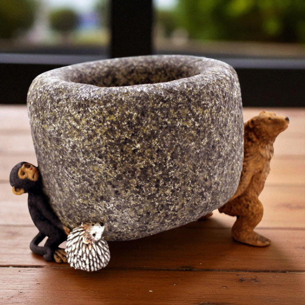 Pflanzenschale Tiere