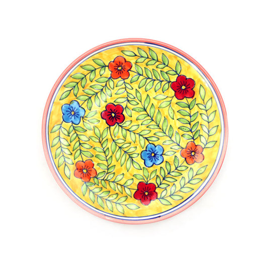 assiette de petit-déjeuner jaune